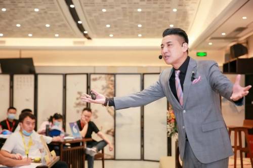 开云 开云体育官网企业管理并非一跃千里(图2)