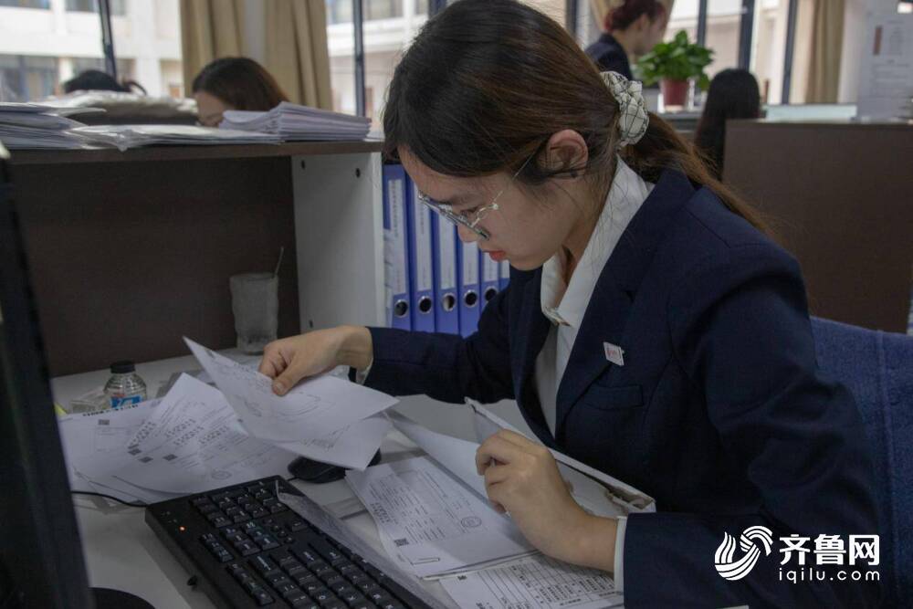 高端智库看山东｜威海职业学院会计工厂：不开云 开云体育官网出校园掌握行业职业技能(图1)