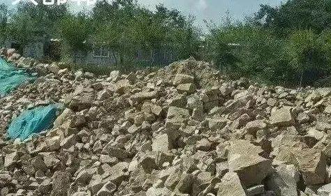 开云 开云体育平台涉县辽城乡砂石企业污染周边环境引发周边民众不满绿水青山在哪里？(图2)